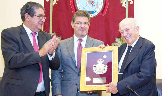 Muere Manuel Olivencia a los 88 años, catedrático de derecho mercantil y comisario general de la Expo de Sevilla