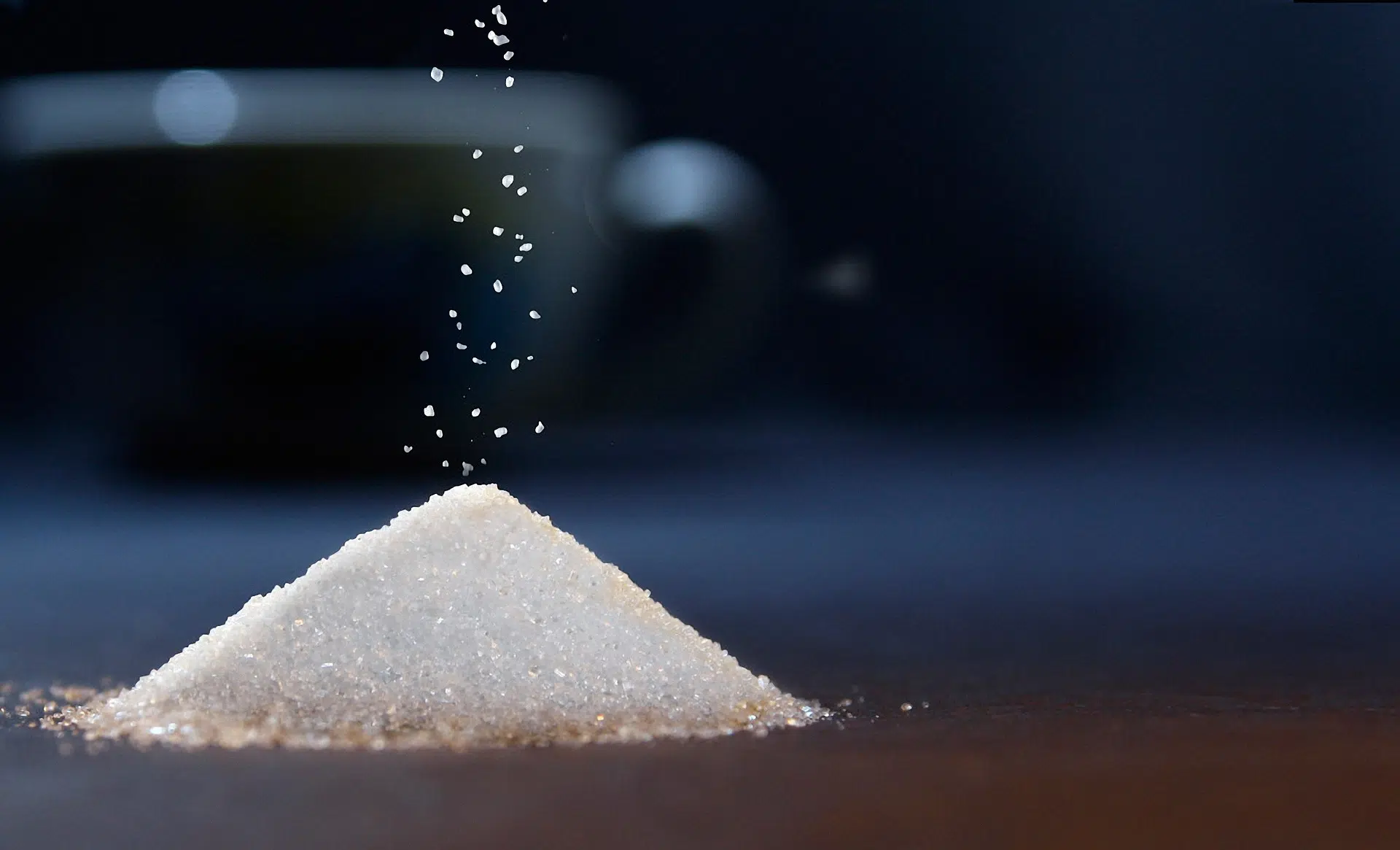 Azúcar: Todo lo que necesitas saber para reducir su consumo
