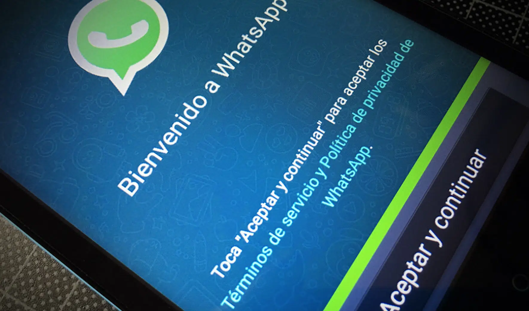 Los reguladores europeos cuestionan la cesión de datos personales de usuarios de WhatsApp a Facebook