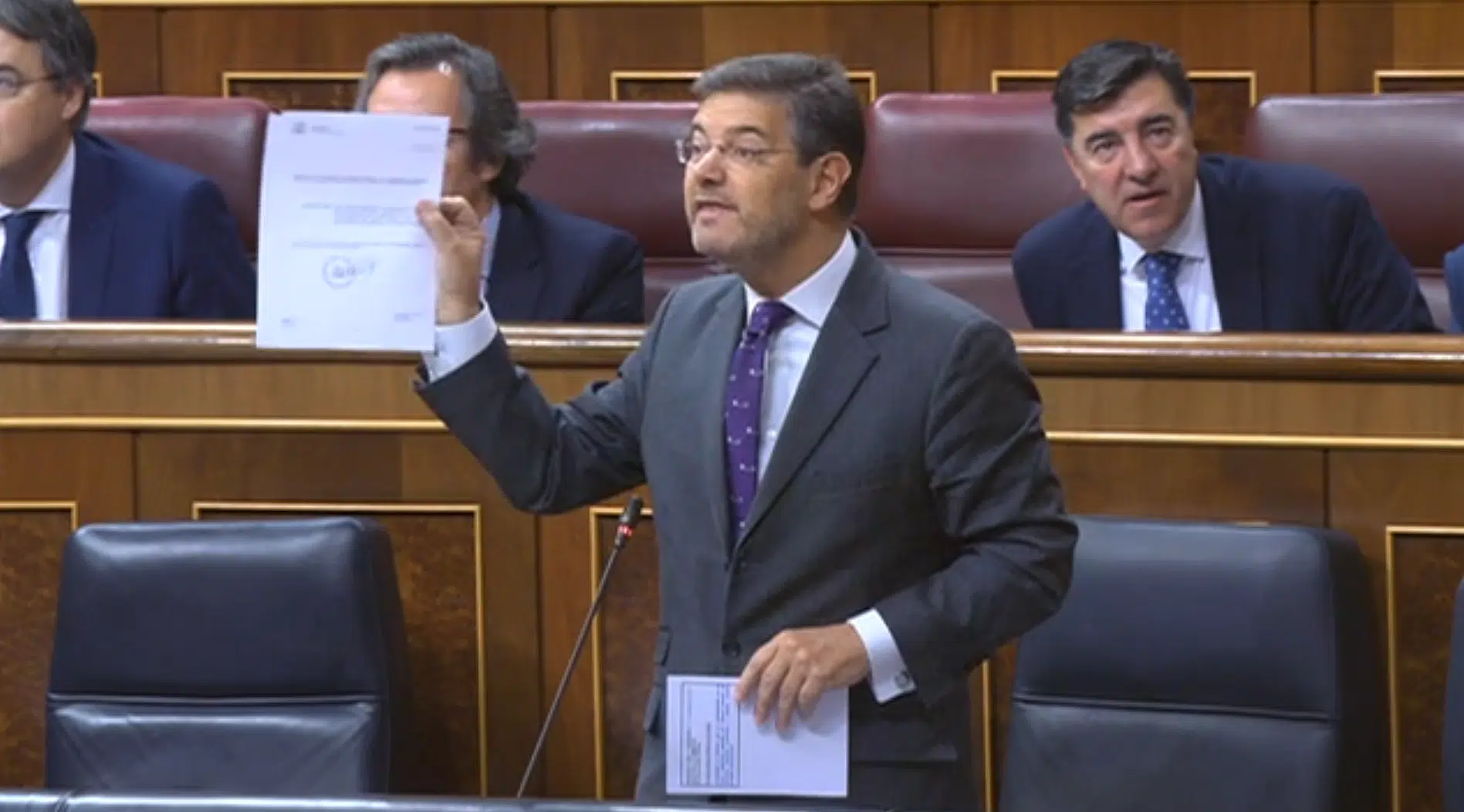 Catalá desmiente en el Congreso que Elósegui falsificara su curriculum: Sí participó en la elaboración de la Ley de Igualdad del PSOE