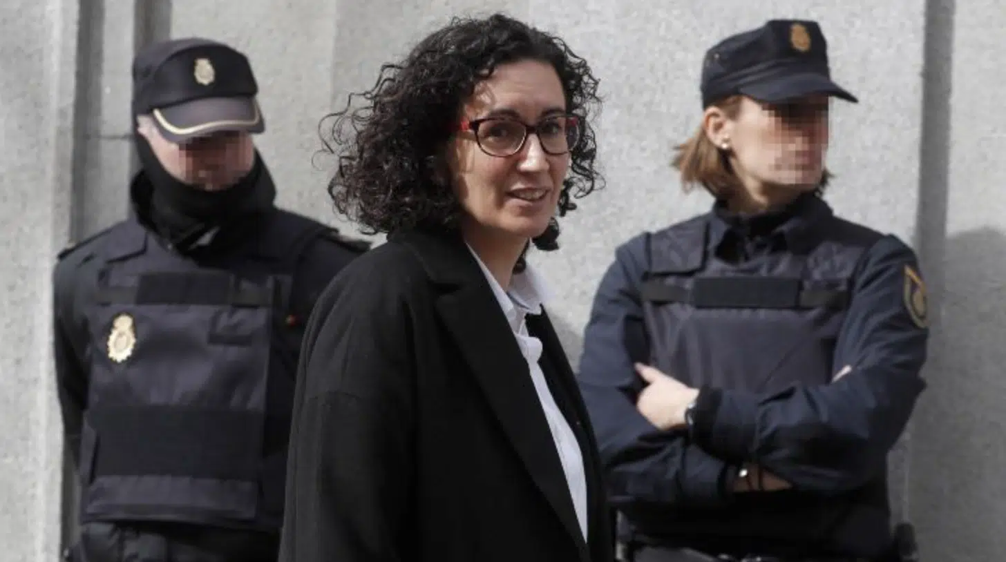 García Castellón cita a declarar a la secretaria general de ERC, la prófuga Marta Rovira, en el caso «Tsunami Democràtic»