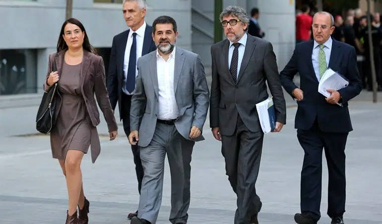 El TC deniega a Jordi Sánchez, Turull y Rull la suspensión provisional que le impide el ejercicio del cargo público
