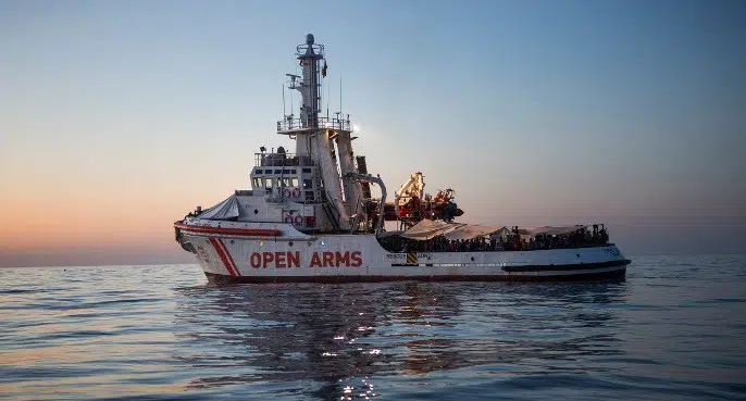 Un juez italiano afirma que el barco de Open Arms actúo motivado por «estado de necesidad»