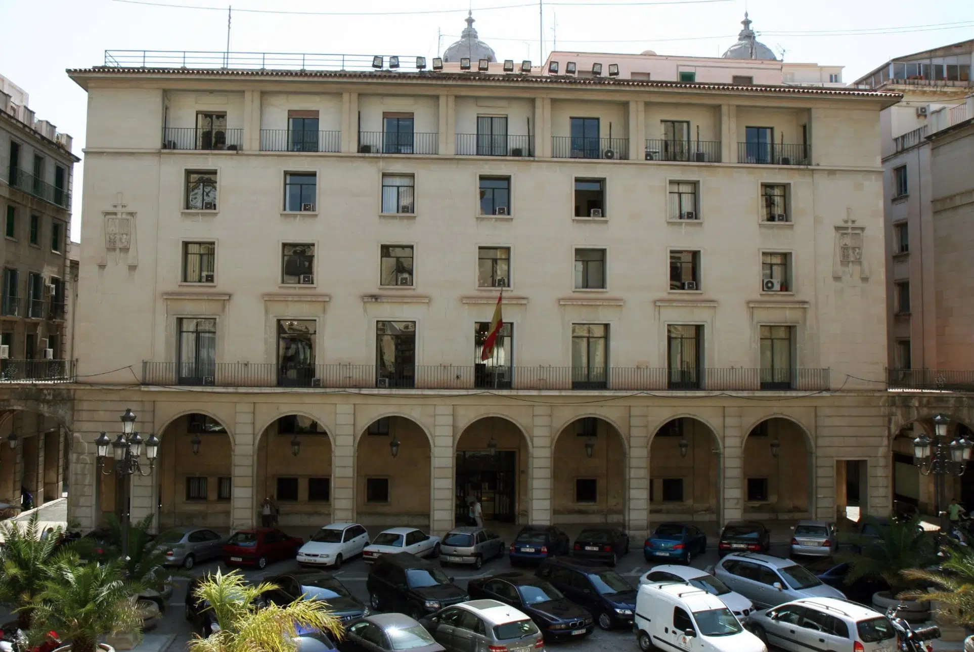 Un juez de Alicante anula la sanción a un conductor que dio positivo en drogas porque el análisis de saliva se hizo en un laboratorio privado