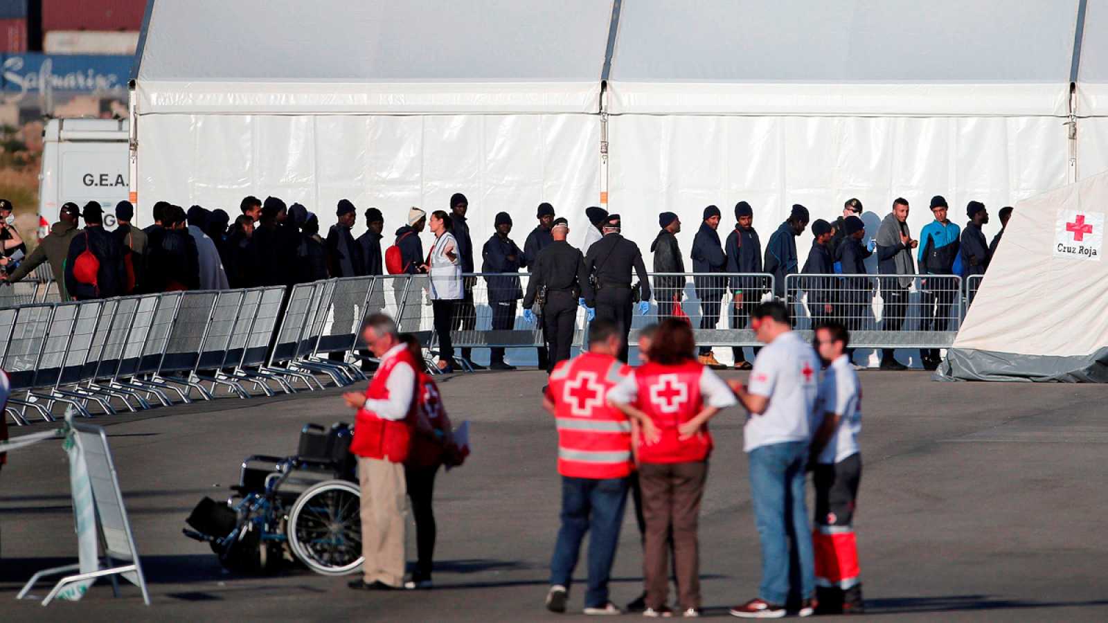 350 Ayuntamientos dispuestos a acoger a los migrantes de la flotilla Aquarius