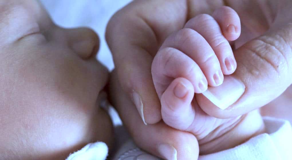 La prestación por maternidad no tributa IRPF según el Supremo y se convierte en doctrina legal