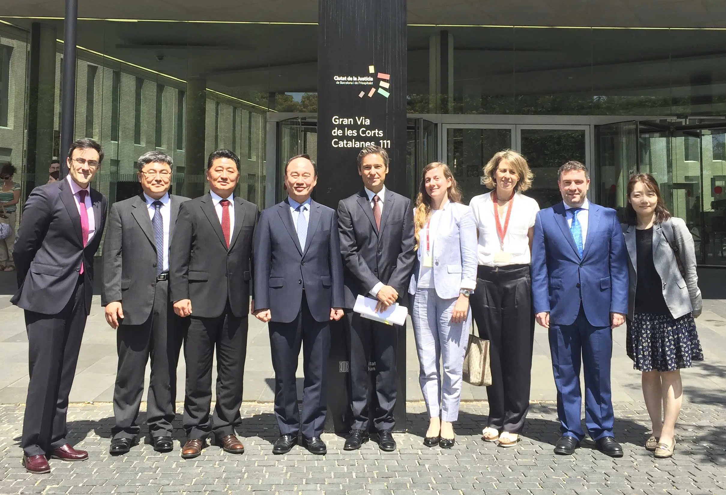 Magistrados surcoreanos aprenden de los jueces de lo Mercantil de Barcelona su forma de funcionar