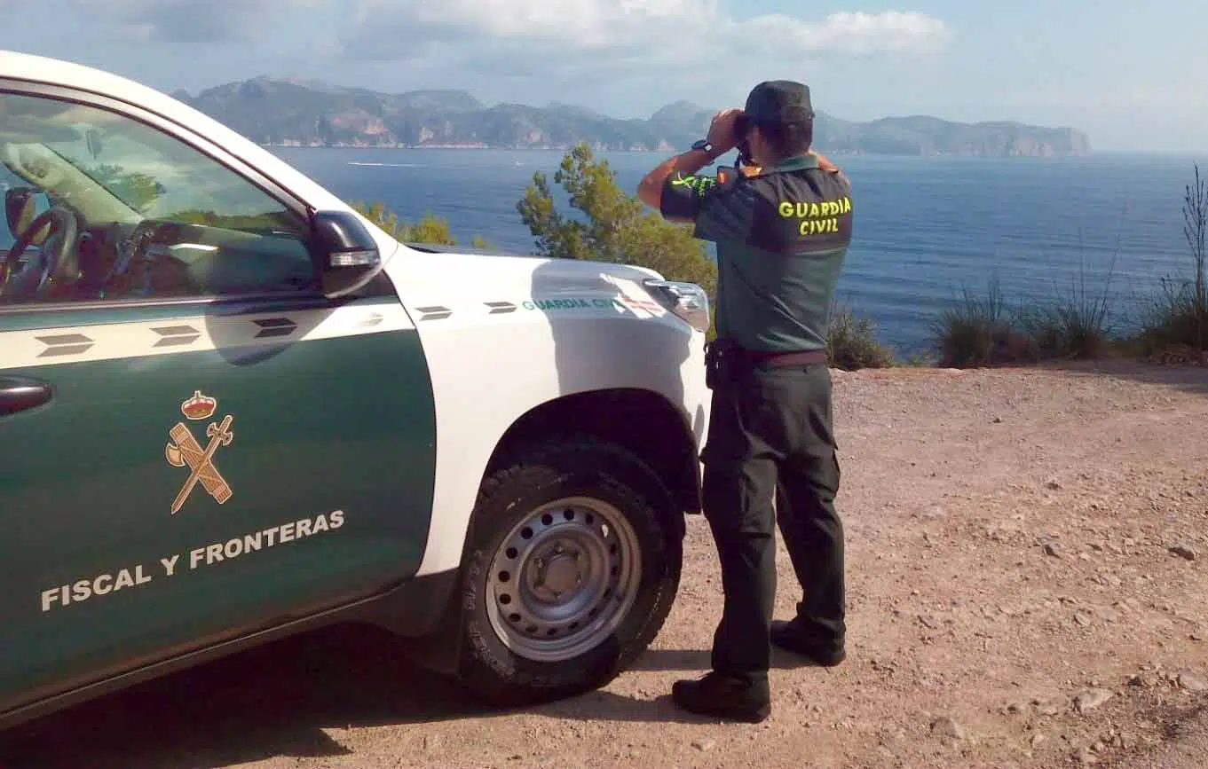 El TSJM concede a un guardia civil de Las Palmas la compatibilidad para trabajar de hostelero