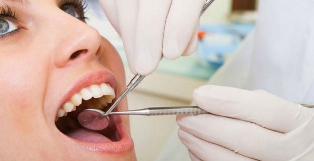 Los dentistas denuncian un presunto fraude de convalidaciones