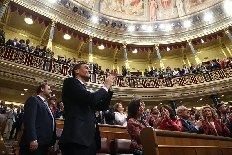 Sánchez se convertirá oficialmente en el séptimo presidente de la democracia
