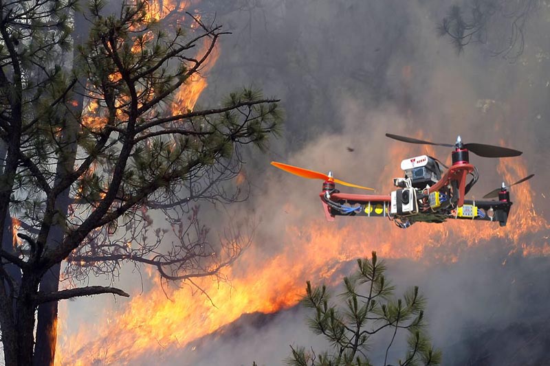 El Gobierno empleará drones en el Plan de lucha contra los incendios forestales para 2018