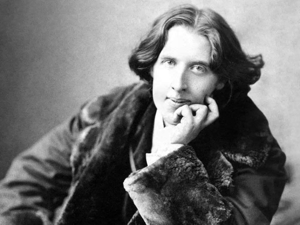Oscar Wilde, condenado por gay, indultado 122 años después por el Gobierno británico