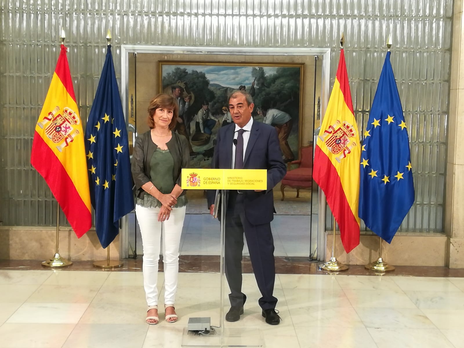 El Gobierno se compromete a impulsar una agenda de trabajo específica para hacer más visible la Economía Social