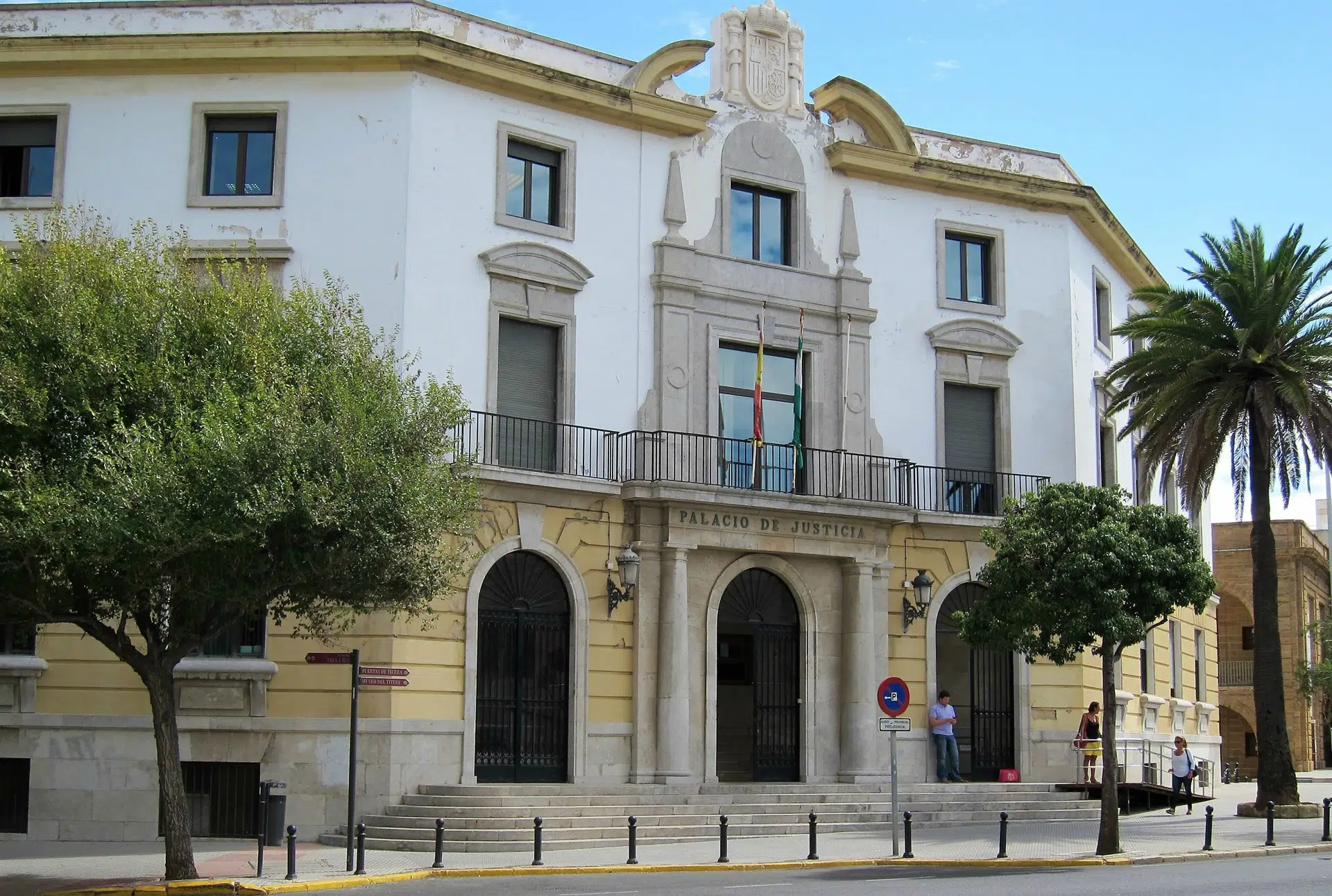 Condenan a la Diputación de Cádiz a indemnizar con 200.000 euros a una mujer que sufrió una caída en un hotel