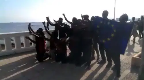 7 guardias civiles heridos en un nuevo salto a la valla de Ceuta