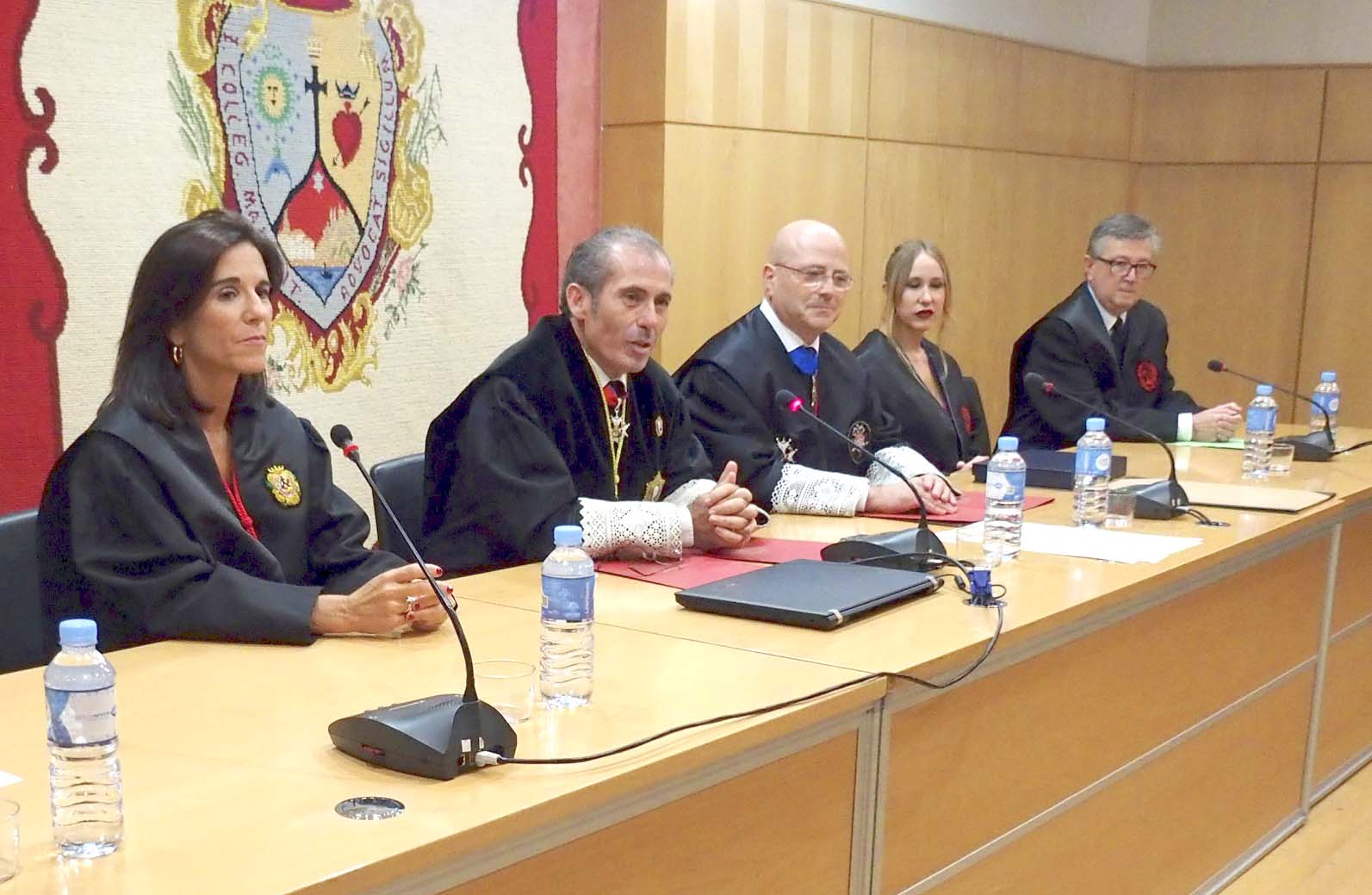 Los Colegios de Abogados de Málaga y de Melilla suscriben un manifiesto de apoyo a Llarena