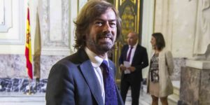 El juez Pedraz inadmite querella del PP contra PSOE por financiación ilegal y mantiene en prisión a Aldama