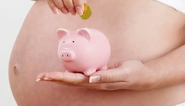 Hacienda tendrá que devolver unos 1.300 millones de euros tras la exención del IRPF en la prestación por maternidad, según AEDAF