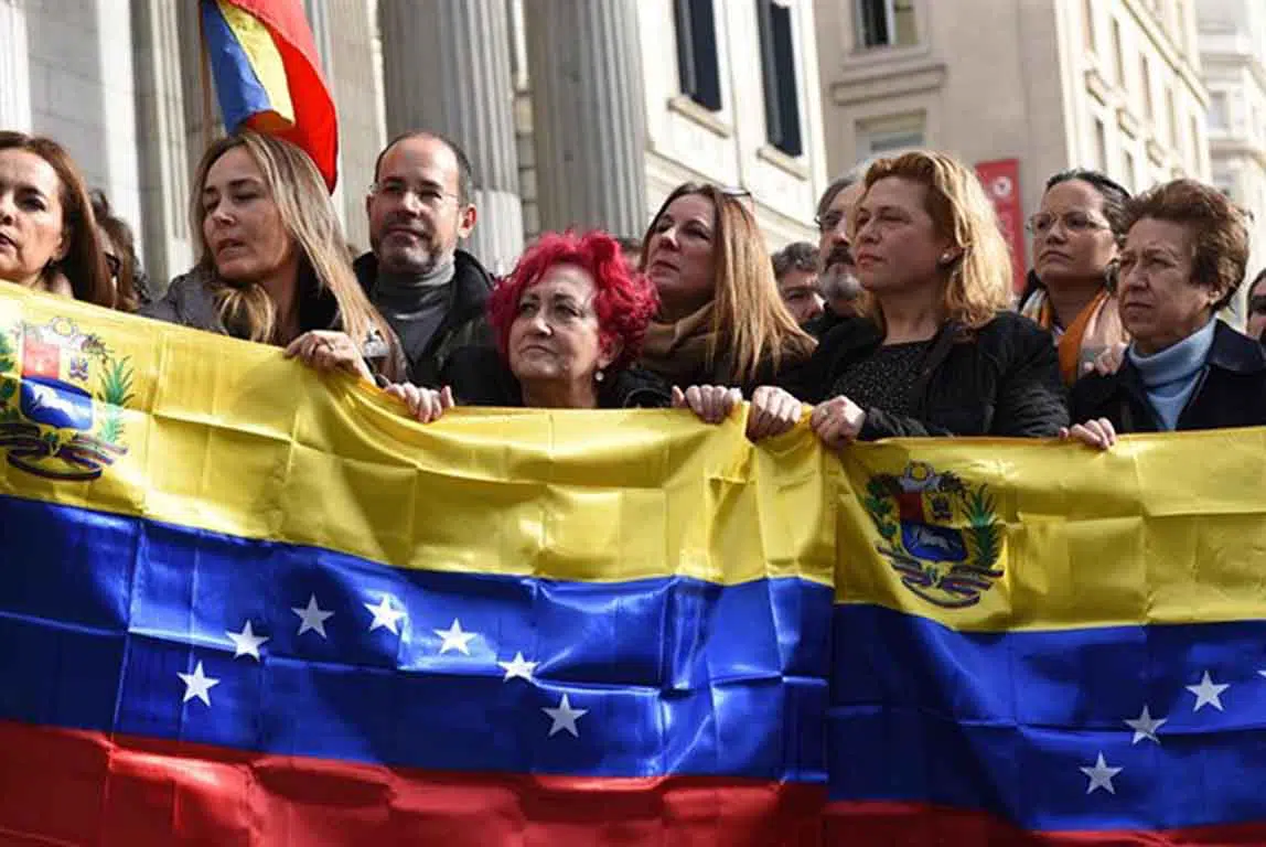 Venezuela encabeza las solicitudes de asilo en España con un 40% del total pendientes de resolución