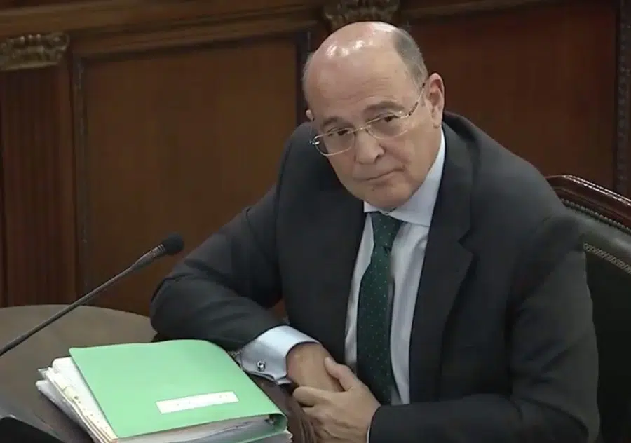 El juzgado de instrucción número 1 de Lérida no admite la querella de «Associació Advocacia per la Democràcia» contra Pérez de los Cobos
