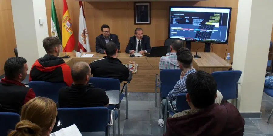 Un total de 25 personas condenadas por delitos de tráfico completan su reinserción en el Colegio de Abogados de Málaga