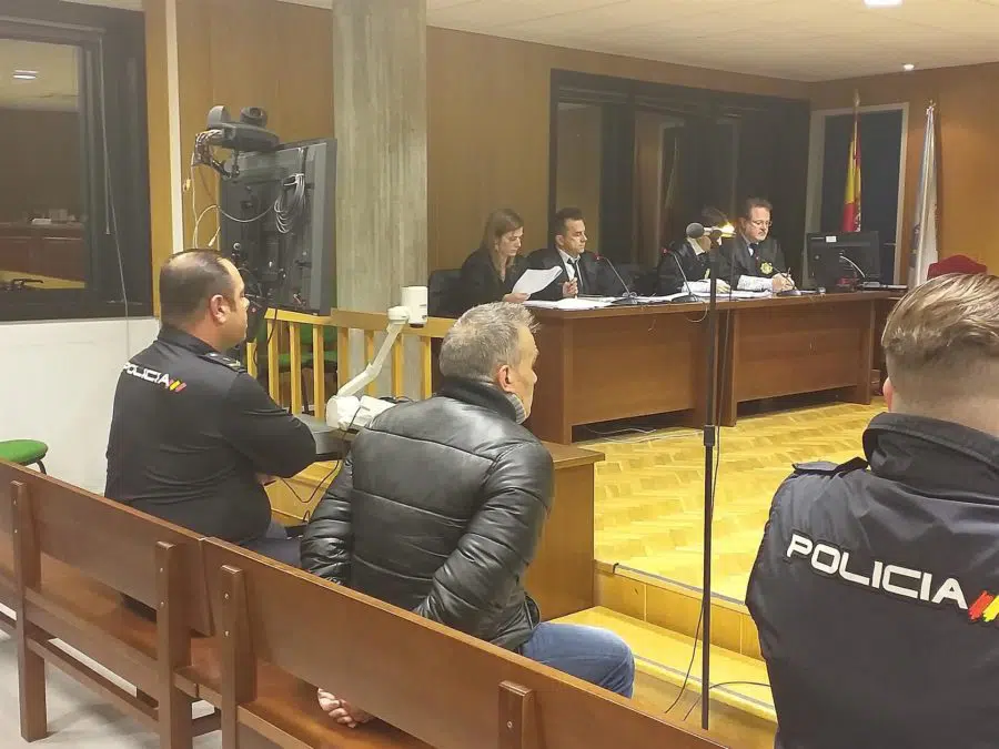 Condenado a 41 años de cárcel el hombre que asesinó de un disparo a un joven en una playa de Redondela (Pontevedra)