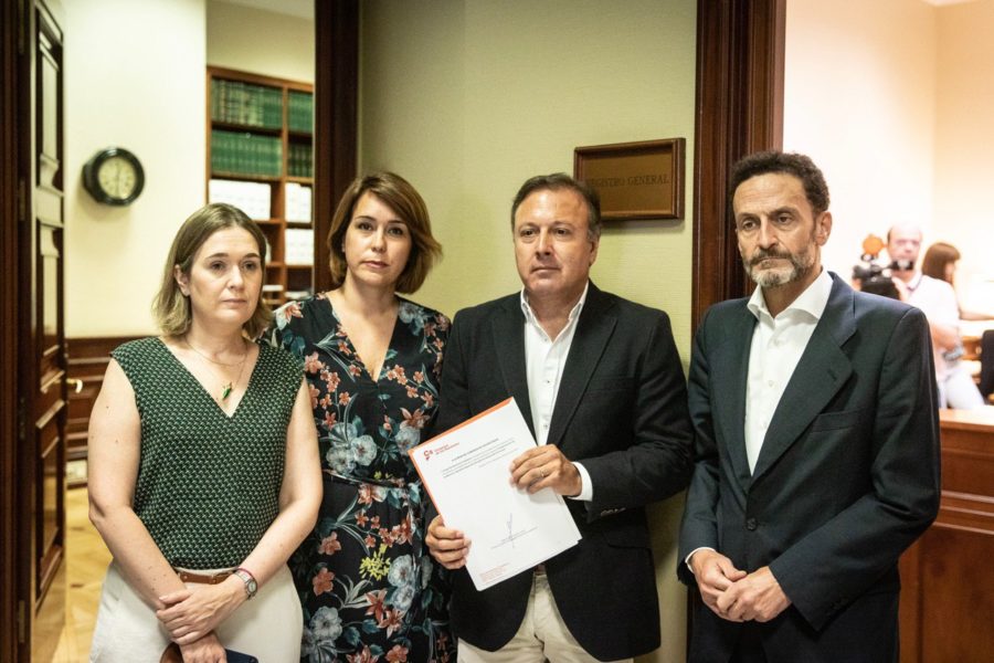 Cs propone en el Congreso prohibir por ley los homenajes a terroristas