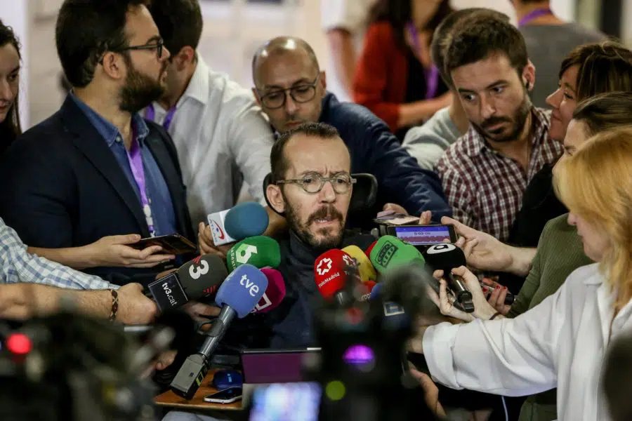 Echenique demandado por afirmar que la candidata de Podemos por Ávila fue condenada por asesinato tras ser violada
