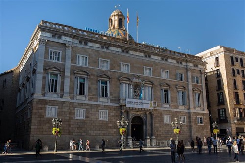 La Guardia Civil se persona en la Generalitat en busca de expedientes vinculados al 1-O