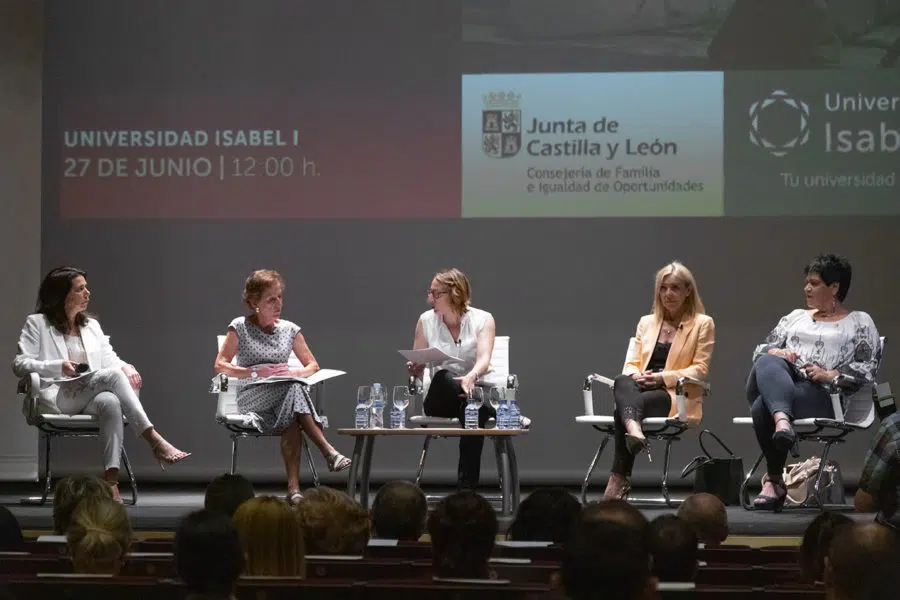 La Fiscalía asegura que España está mejor que Europa en la lucha contra la violencia de género