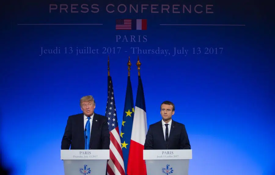 Trump califica de estúpido al presidente Macron y avanza una «acción recíproca y sustancial» contra Francia por la ‘tasa Google’