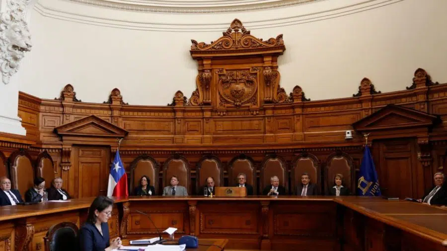 La Corte Suprema de Chile expulsa de la carrera judicial a dos jueces por tráfico de influencias y falta de integridad