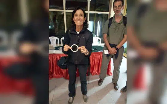 En libertad la española detenida en Kenia con una pulsera de marfil tras pagar una fuerte multa