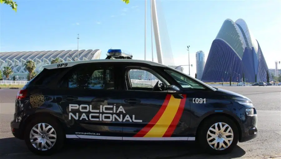 Detenido en Valencia un individuo que se anunciaba como médico en varias páginas web