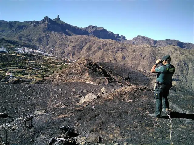 Prisión provisional eludible con fianza para el presunto autor del incendio de Artenara (Gran Canaria)