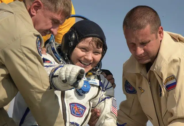 Investigan a una astronauta estadounidense por el que podría ser el primer delito cometido en el espacio