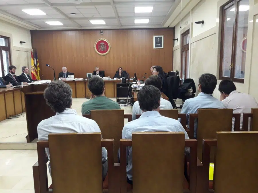 Juzgados seis hijos de Ruiz-Mateos por presunta estafa en la compra del hotel Eurocalas de Mallorca