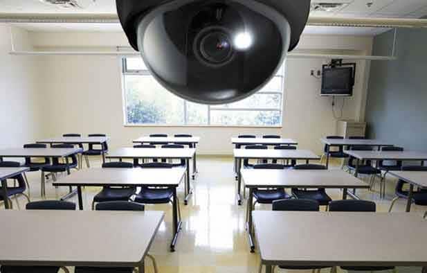 La AEPD tiene una guía que aconseja donde pueden instalarse cámaras de videovigilancia en los colegios