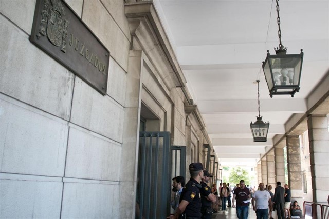 Condenados tres hombres en Sevilla a 6 meses de cárcel y una multa de 1 ...