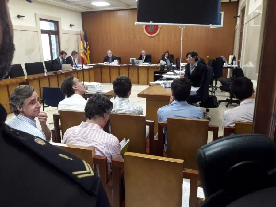 La Fiscalía mantiene su petición de 6 años de cárcel para seis hijos de Ruiz-Mateos
