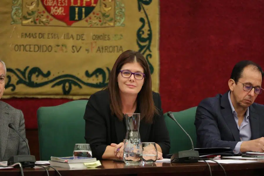 Reprobada la alcaldesa de Móstoles por los polémicos nombramientos