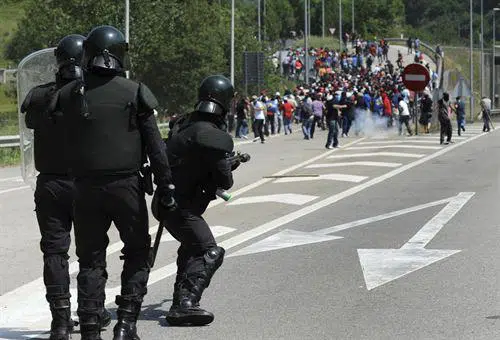 El Supremo ordena a la JEC que tome medidas para que los policías desplazados a Cataluña puedan votar el 10N