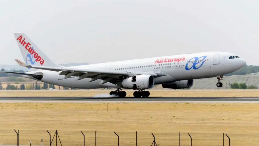 La compra de Air Europa por Iberia revela el protagonismo de Garrigues y Linklaters como despachos de la operación