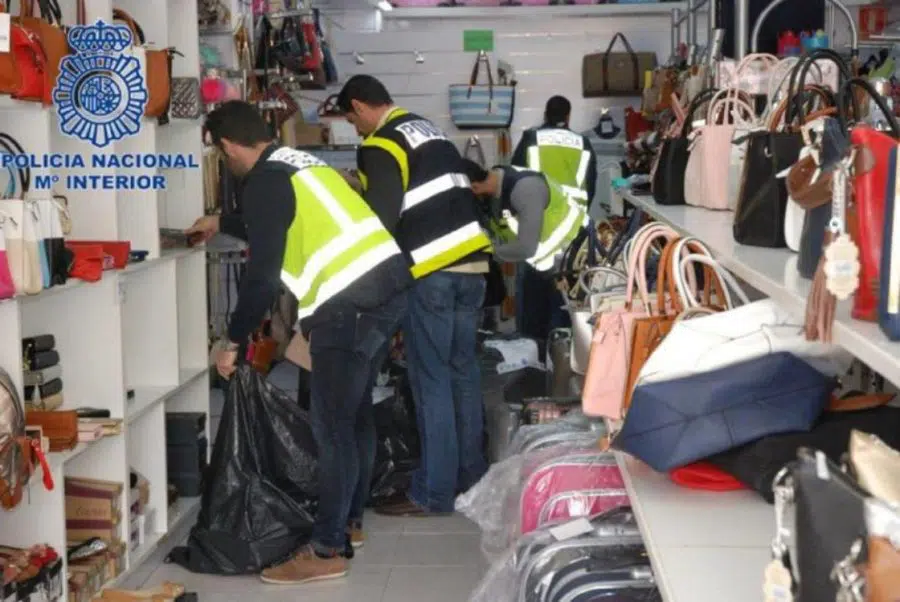 Los consumidores apoyan el Plan Nacional contra las Falsificaciones anunciado por la ministra Maroto