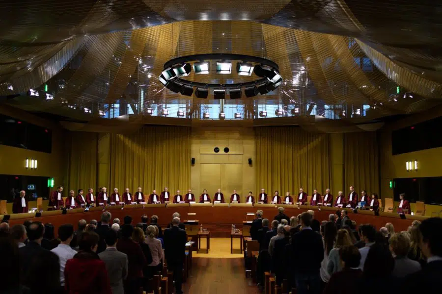 El TJUE recuerda al Tribunal Constitucional alemán que sus decisiones prevalecen sobre todas las de los jueces de la UE