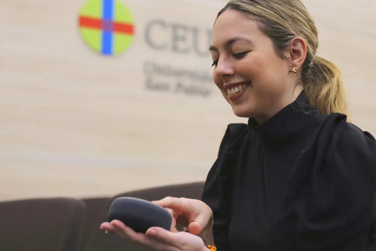 La Universidad CEU San Pablo incorpora al asistente de voz «Alexa, abre CEU» para ayudar a sus estudiantes