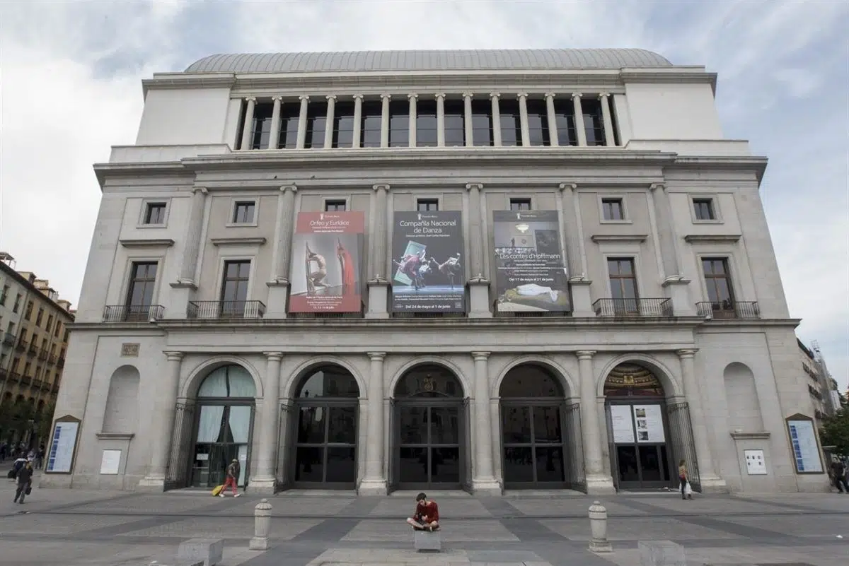 Facua denuncia al Teatro Real por no reembolsar el dinero de los bonos de la temporada 2020