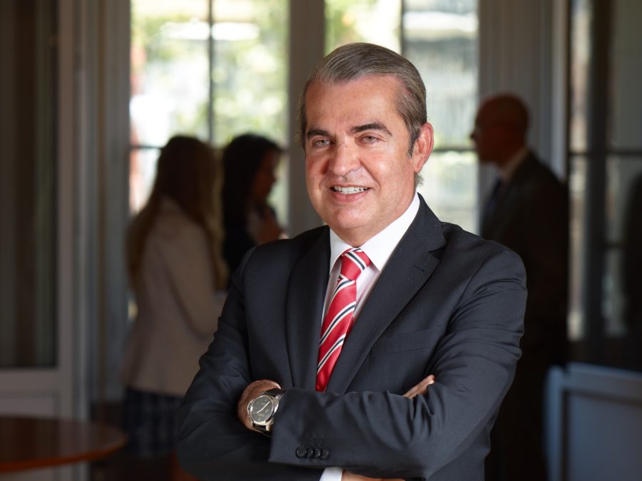Juan Ignacio Navas: «En momentos de bonanza económica se relaja la rigidez de los límites de las cuotas de préstamo»