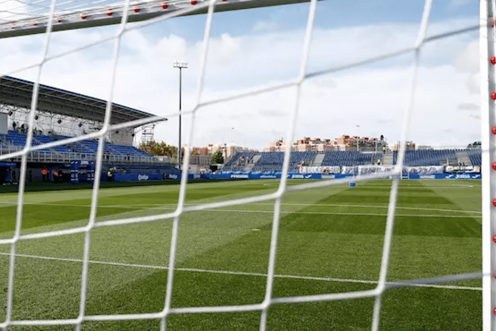 El juez desestima la demanda de LaLiga contra la RFEF por los partidos los lunes y viernes y emplaza a negociar el calendario