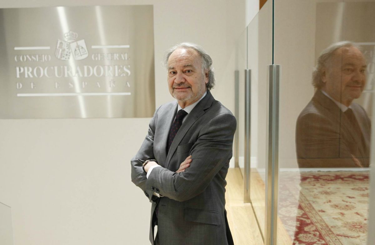 Juan Carlos Estévez, reelegido presidente del Consejo General de Procuradores de España